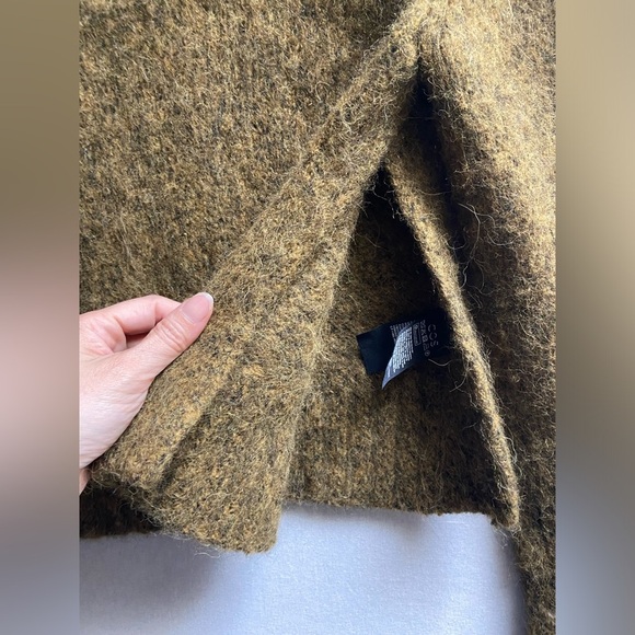 COS Chunky Oversized Shawl Neck Alpaca Wool  Sweater Sz M - Picture 4 of 9